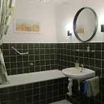 Modernes 1 Luxusappartement Kleiner Roland Mit Parkplatz Und Balkon In Naehe Zentrum Διαμέρισμα *