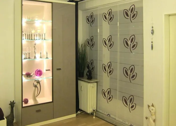 Modernes 1 Luxusappartement Kleiner Roland Mit Parkplatz Und Balkon In Naehe Zentrum Appartement *